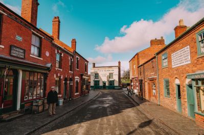 The_Black_Country_Living_Museum__shops.jpg