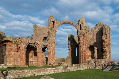 English-Heritage-Lindisfarne-71_-_Copy.jpg