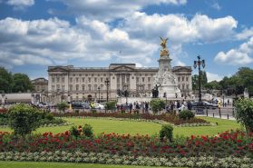 Buckingham_Palace_-_Pixabay.jpg