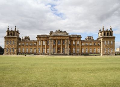 blenheim-palace-1592869_1280.jpg